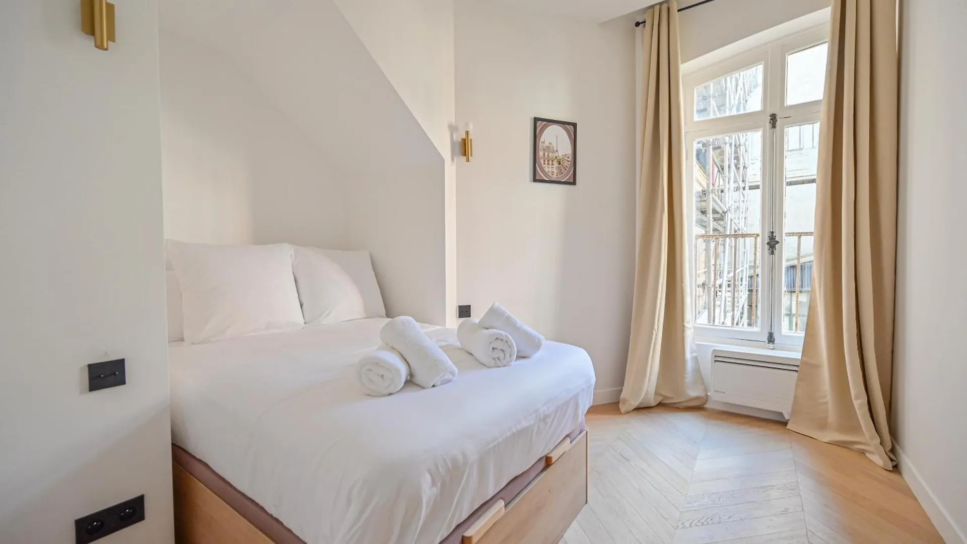 Apartment Sumptuous & Serene Parisian Flat France